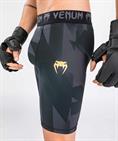 shorts compression razor venum